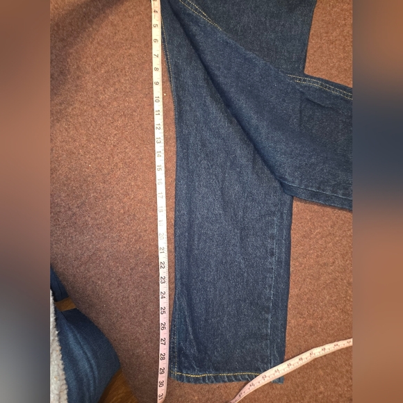 Levi's 505 Jeans Men's 36x30 But Measurung 36x29.5 Dark Blue Like New - Picture 4 of 6